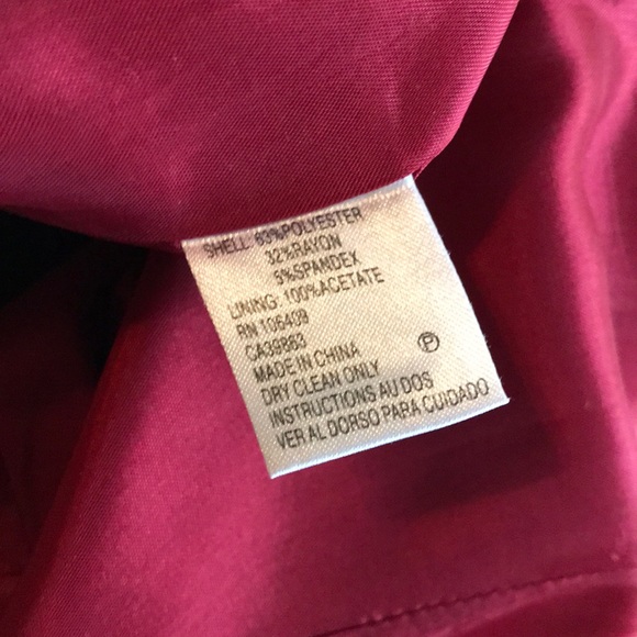 Classic Red dress size 2 - Picture 8 of 8